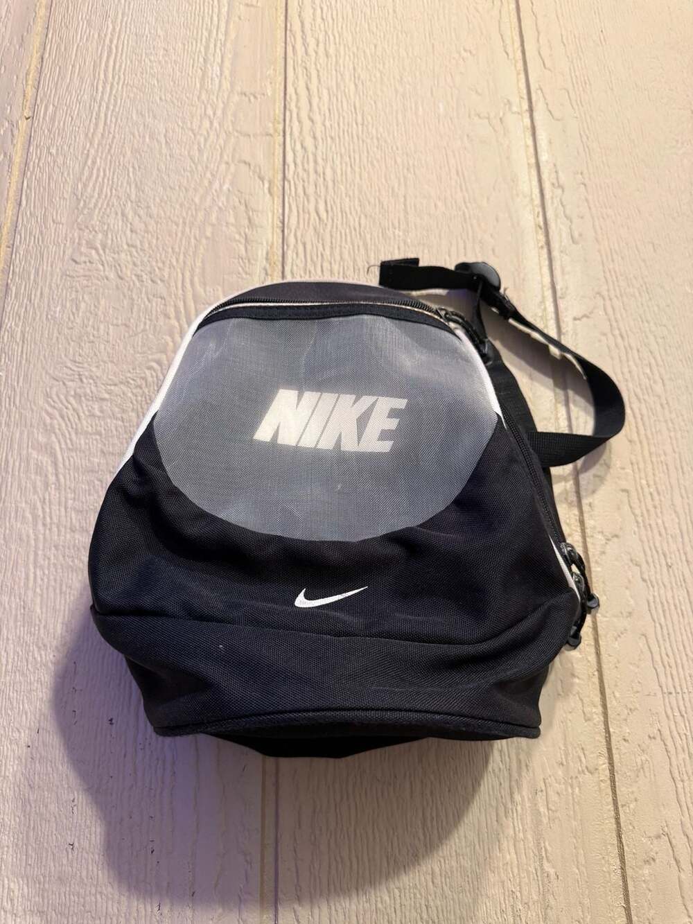 Nike Vintage Mini Backpack Black White BA9254-006